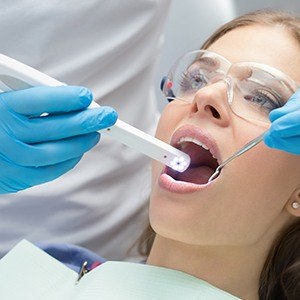Woman receiving intraoral images | Best Dentist With Same Day Appointments Andover MA 10810